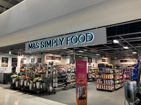 Manchester Airport T2 Marks & Spences